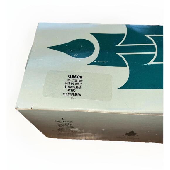 New in box Partylite Hollyberry Ball candle set 3" Each RETIRED - Picture 4 of 4